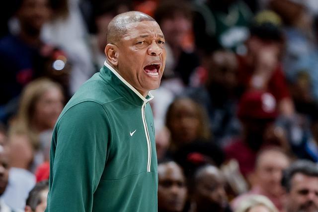 三亚亚沙会丨周娅菲担任闭幕式中国体育代表团旗手